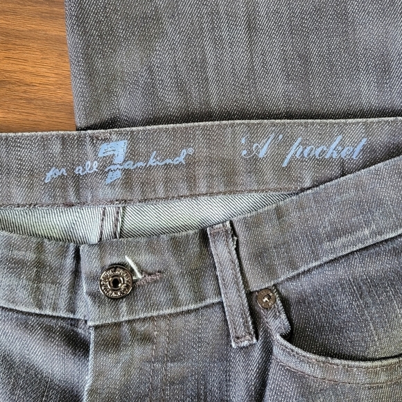 7 FOR ALL MANKIND // A pocket distressed mid-rise boot-cut stretch denim jeans - Picture 7 of 12